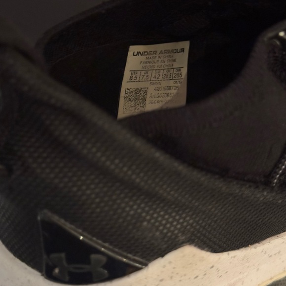 Men's Under Armour Curry 5 size 8.5 good condition. - Picture 2 of 6